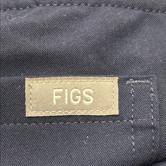 NWT Figs Navy Blue Straight Leg Livingston Basic Scrub Pants Size Large Petite - Picture 14 of 14